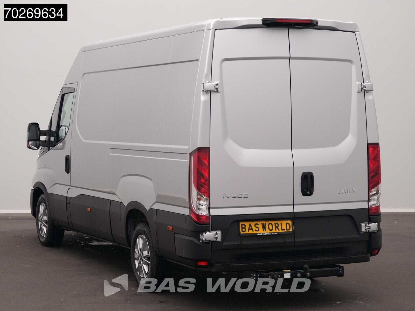 Iveco Daily 35S21 BPM VRIJ! 3.0L Automaat 210PK 3,5t Trekhaa, Automaat, Stof, Multifunctioneel stuurwiel, Euro 6