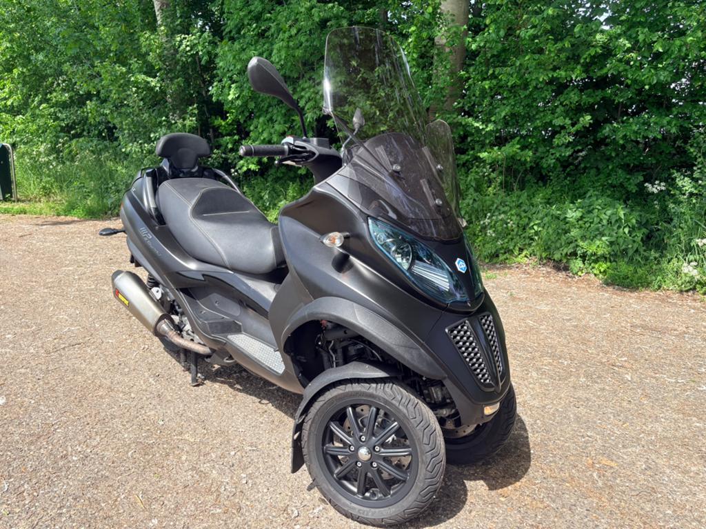 Vespa MP3 | 500 SPORT | Akrapovic | 2012 | 14DKM NL Scooter, Motoren, Scooter, Sportuitlaat, Occasion, 493 cc