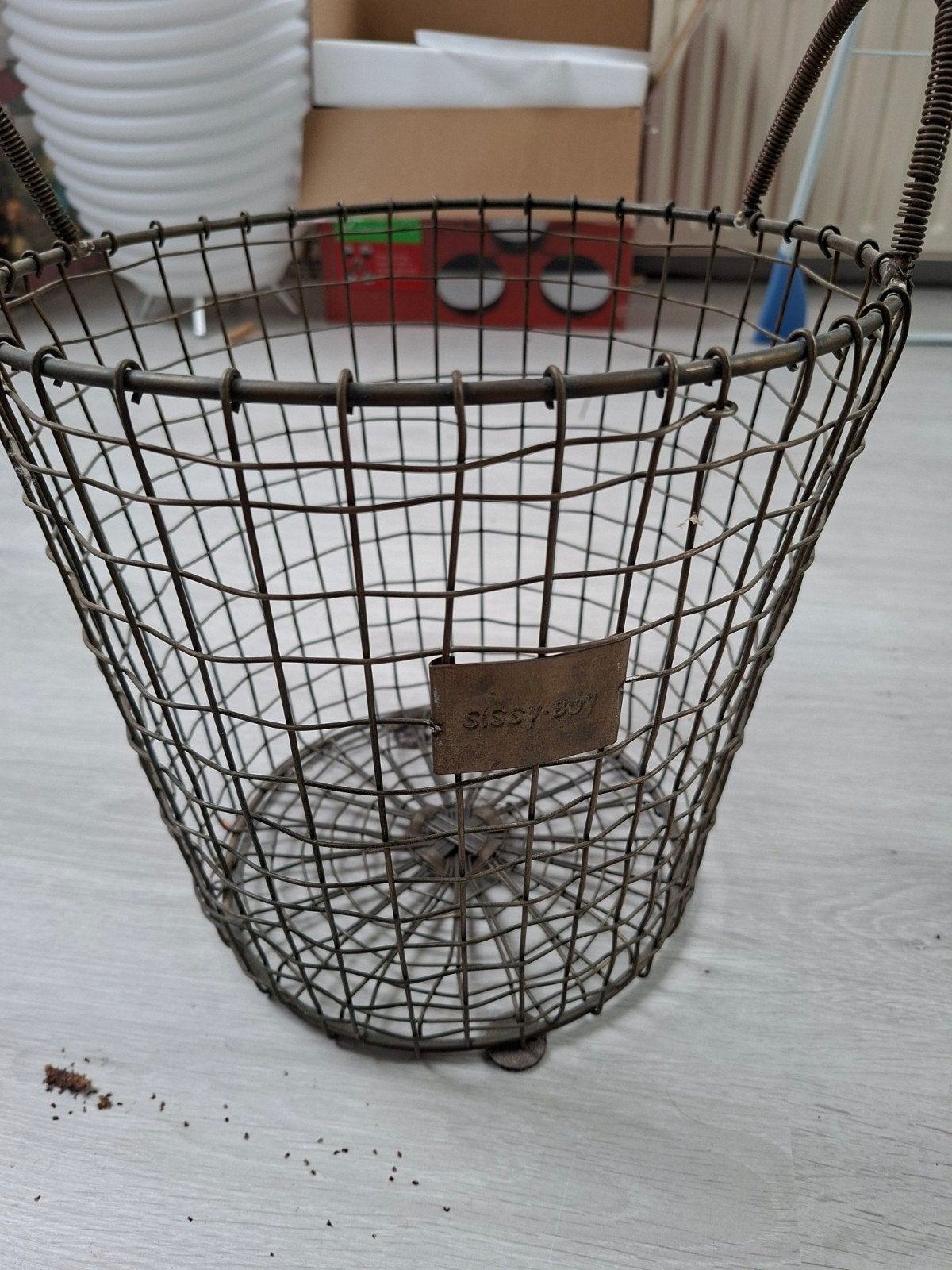 Mand Sissy boy koperkleurig, Huis en Inrichting, Woonaccessoires | Schalen en Manden, Ophalen, Rond, Overige materialen
