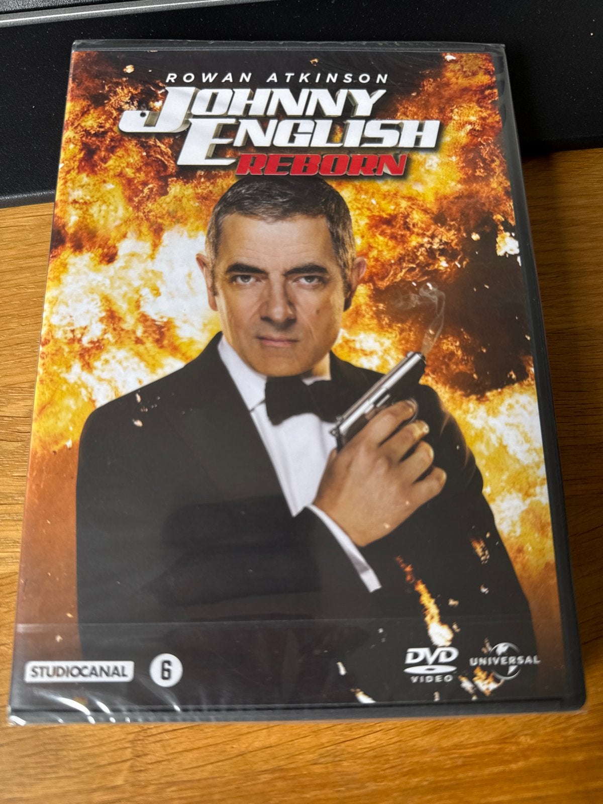 Johnny English Reborn DVD - Rowan Atkinson in seal, Vanaf 6 jaar, Verzenden, Nieuw in verpakking, Actiethriller