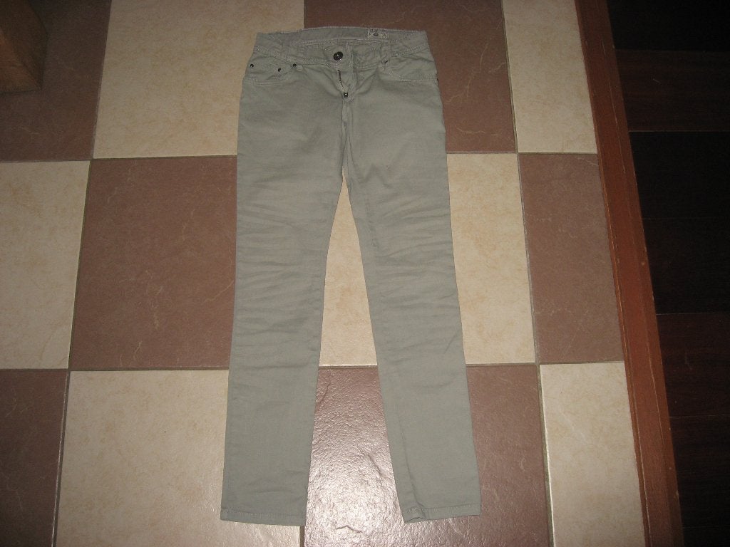 Nieuwe licht grijze katoenen skinny broek van Jill , mt 152, Broek, Nieuw, Jill, Verzenden