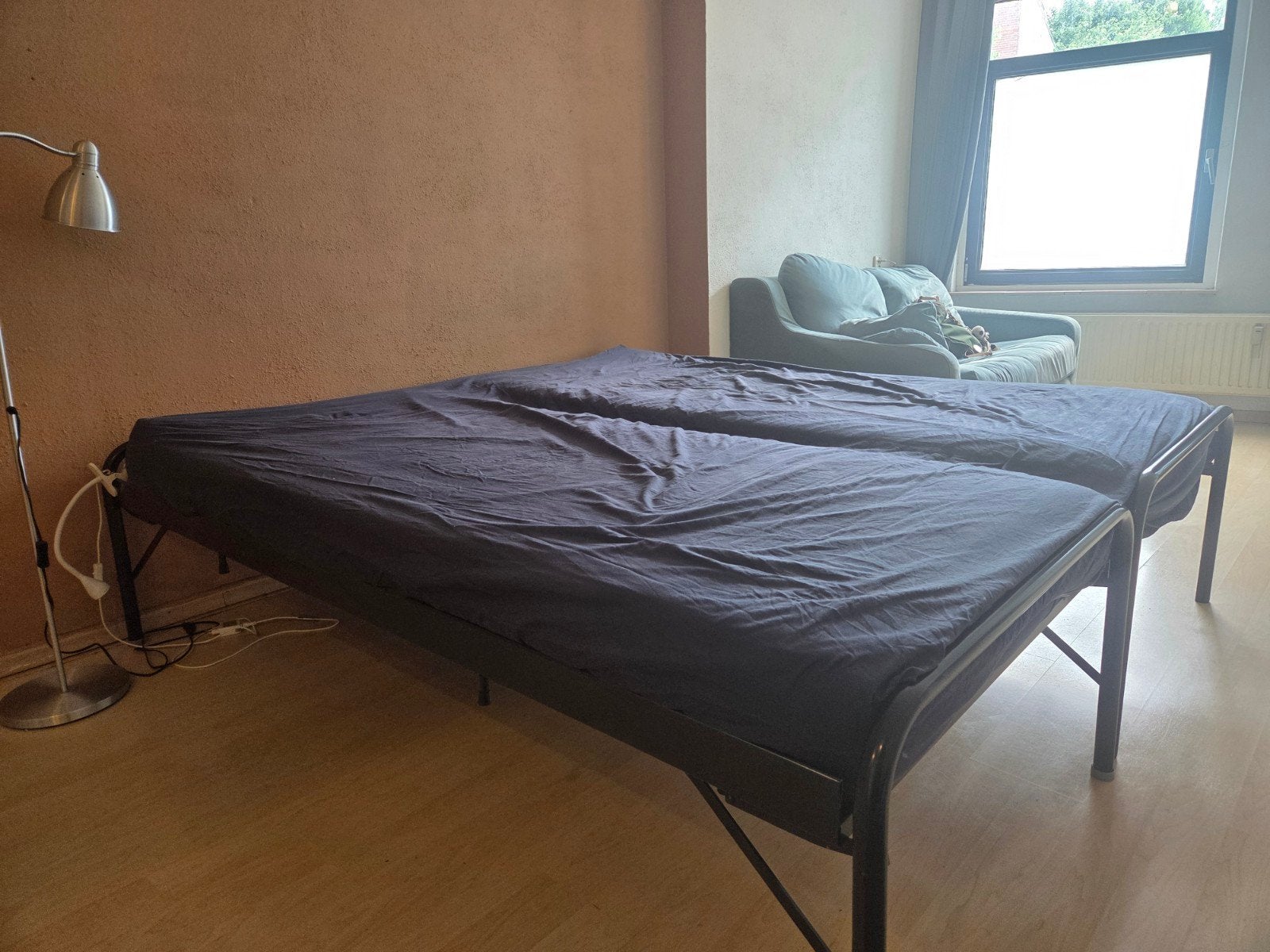 2x Eenpersoonsbedden (onderschuifbaar) met gaasbodem, Ophalen, 90 cm, Eenpersoons, Metaal