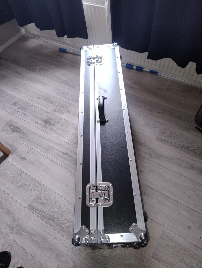 Flightcase Genos 2, Ophalen, Zo goed als nieuw, Keyboard of Synthesizer, Flightcase
