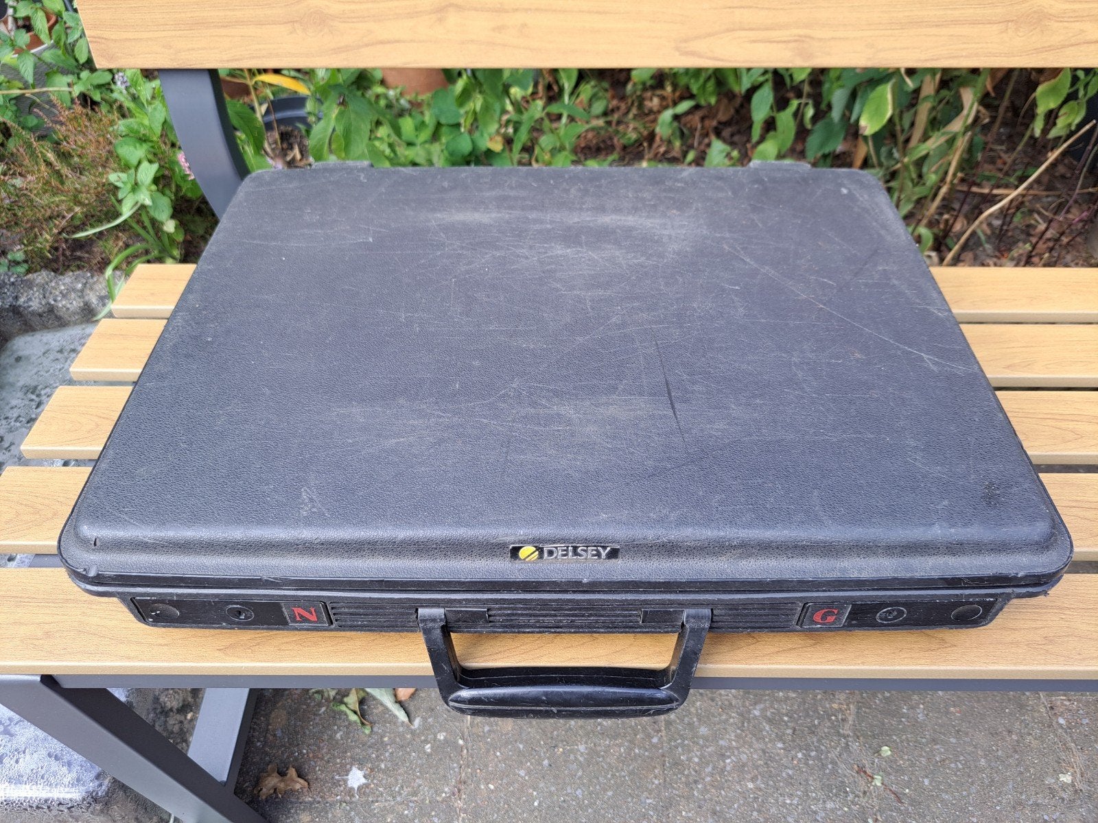 Delsey hardcase aktetas/attachékoffer, Gebruikt, 50 tot 60 cm, Hard kunststof, Ophalen of Verzenden
