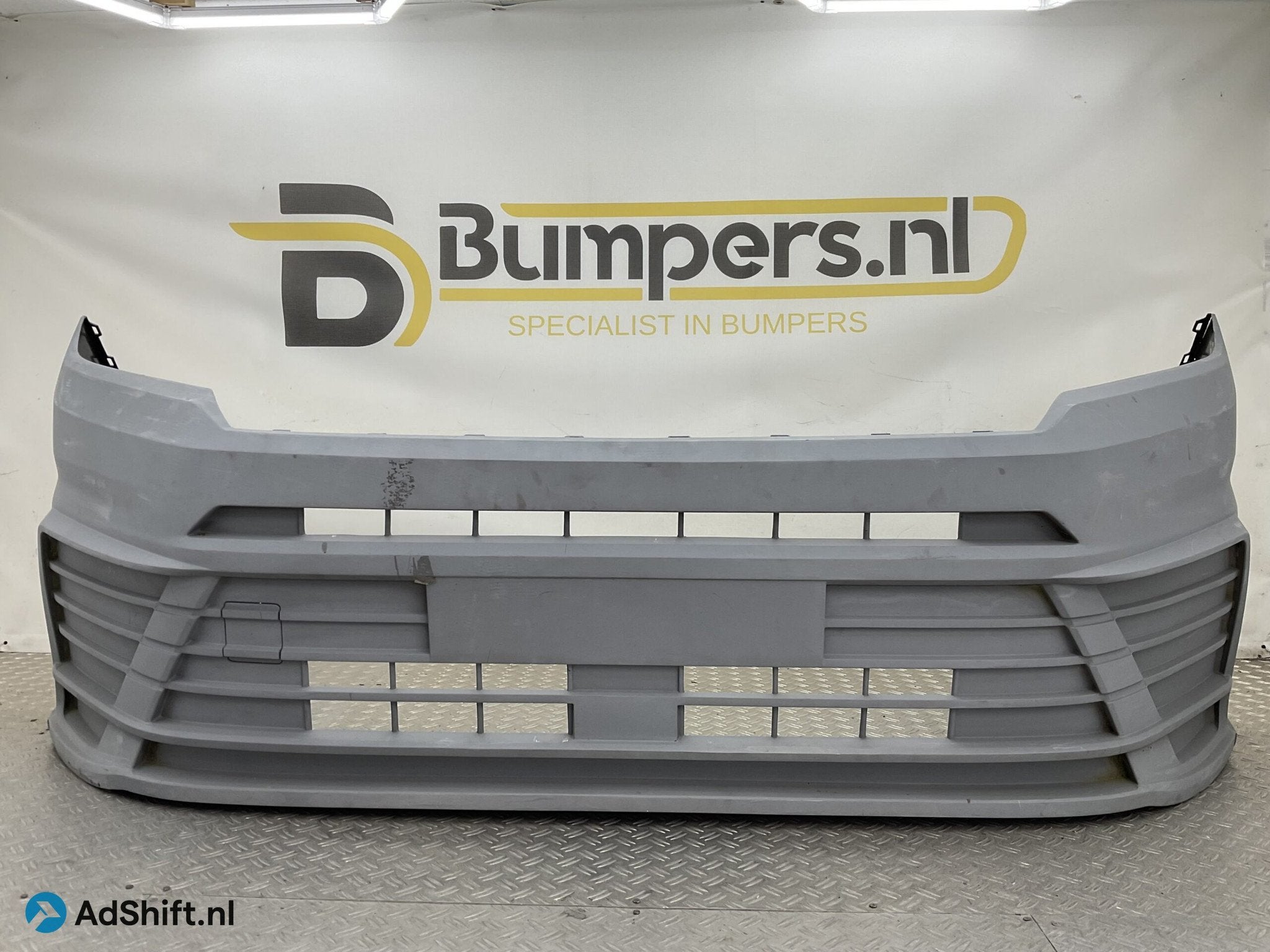 Bumper Volkswagen Crafter 7C0 18-26 7C0807221 Voorbumper G5-, Bumper