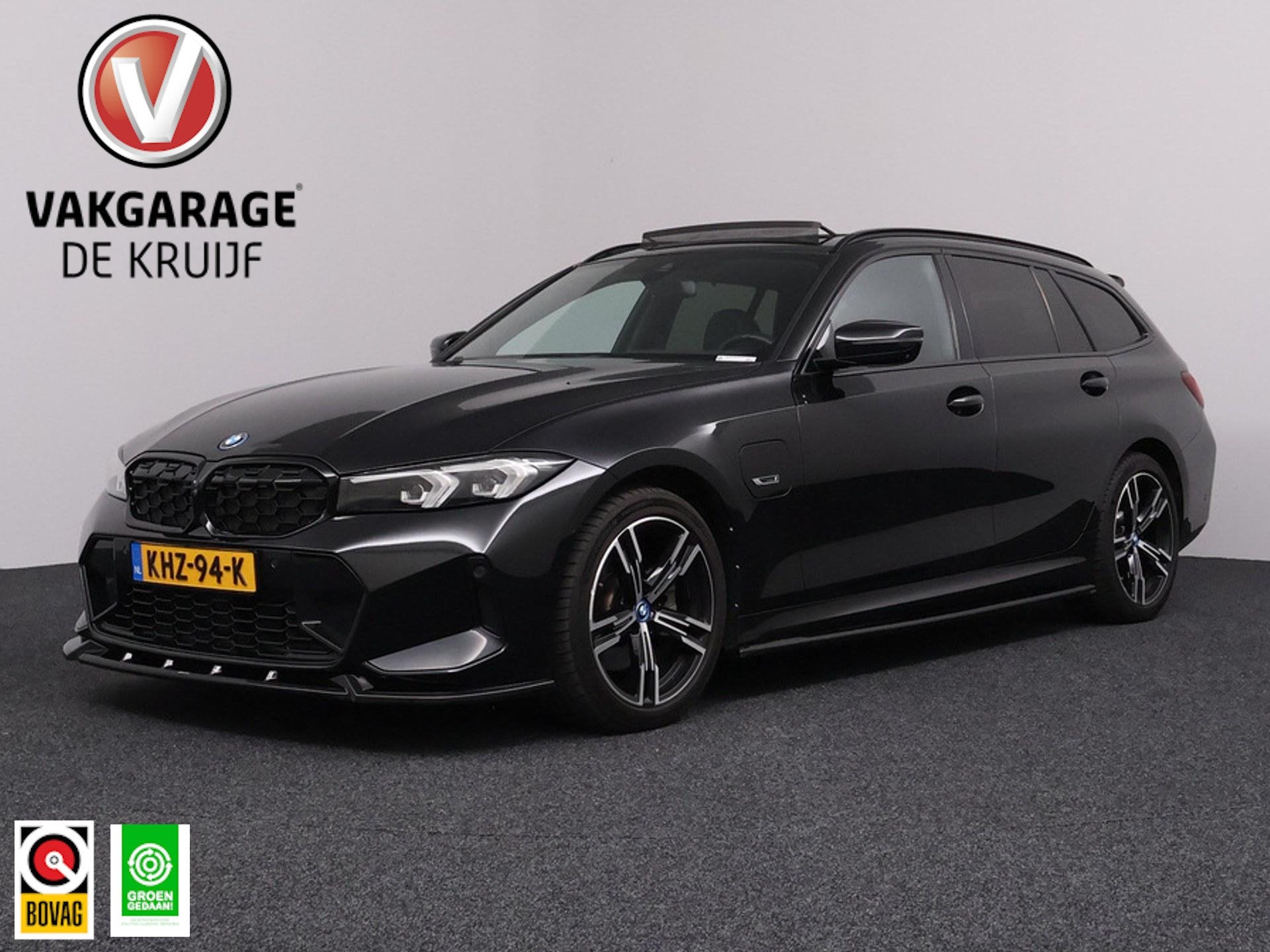 BMW 3-serie Touring 320e M-Sport | Panoramadak | 360 Camer, Auto's, Gebruikt, Euro 6, 4 cilinders, Zwart
