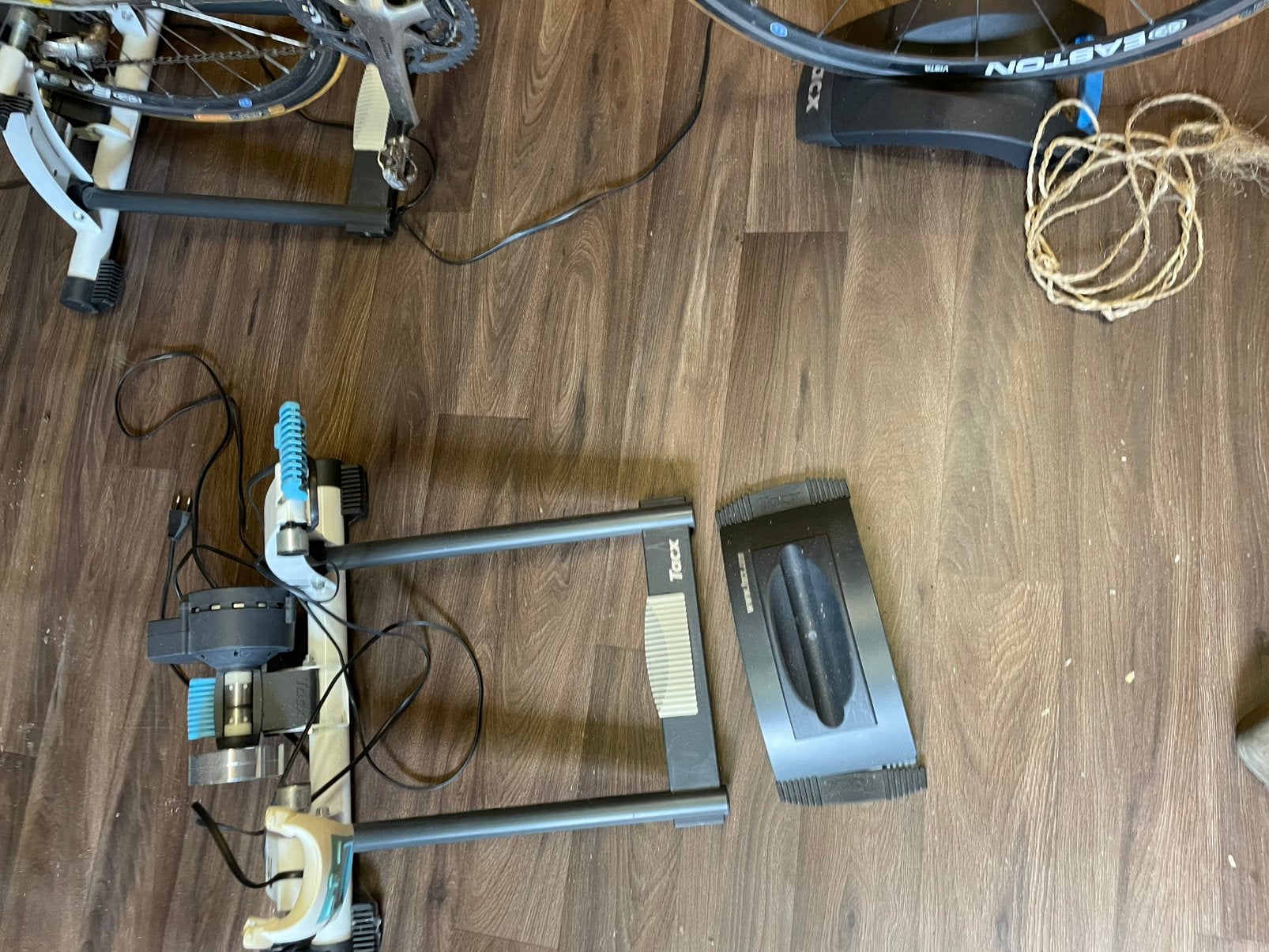 Tacx flow 2 sets compleet met zweetmat., Ophalen, Overige materialen, Gebruikt, Benen