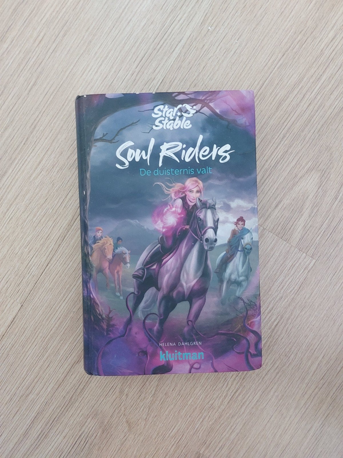 Star Stable Soul Riders: De duisternis valt (deel 3), Ophalen of Verzenden