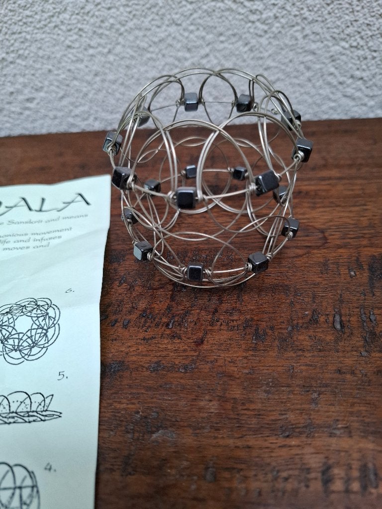 BEWEEGBARE MANDALA, Ophalen of Verzenden, Zo goed als nieuw