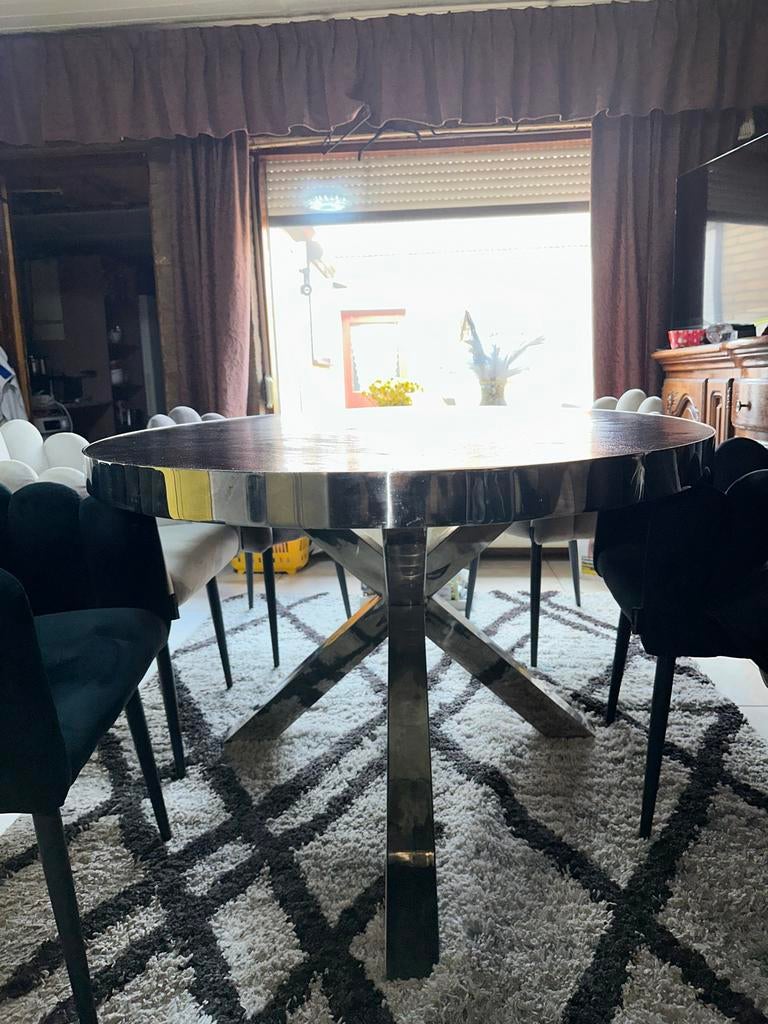 Ovale eettafel met visgraatmotief en metalen onderstel, Huis en Inrichting, Tafels | Eettafels, Zo goed als nieuw, 100 tot 150 cm