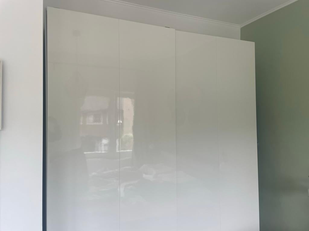 IKEA PAX kast met hoogglans witte schuifdeuren (200x236x35), Ophalen, Gebruikt