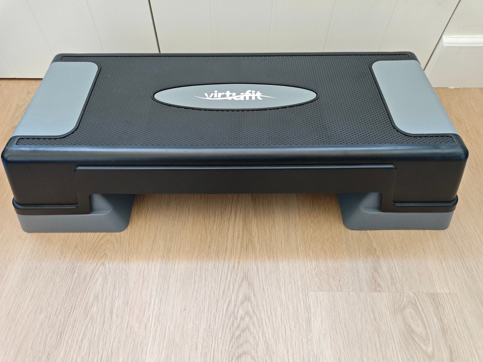 VirtuFit Stepbank - Verstelbaar Fitness Stepbord, Ophalen, Zo goed als nieuw, Benen, Stepbank