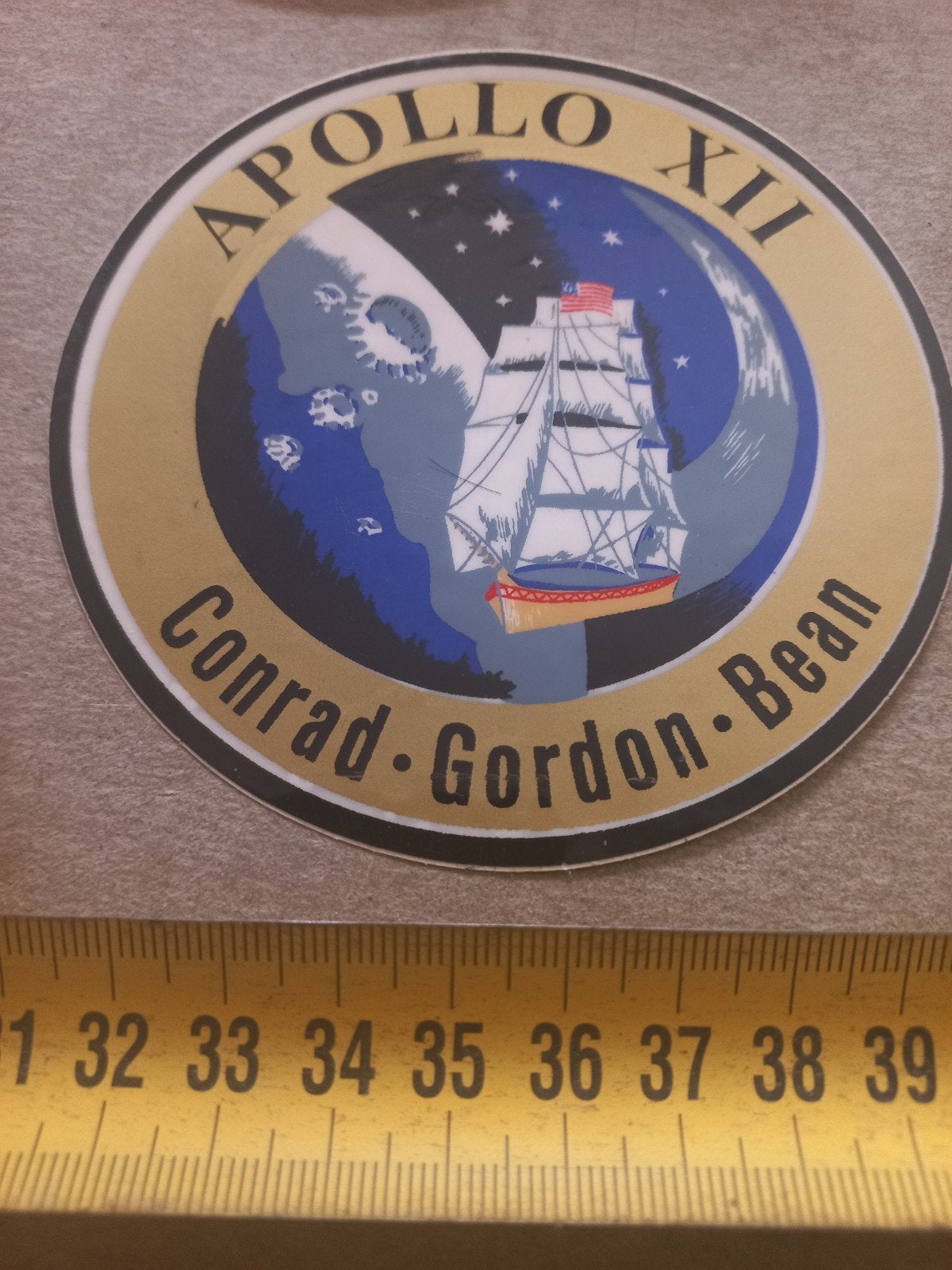 Apollo XII Conrad Gordon Bean Ruimtevaart Sticker, Verzamelen, Ophalen of Verzenden