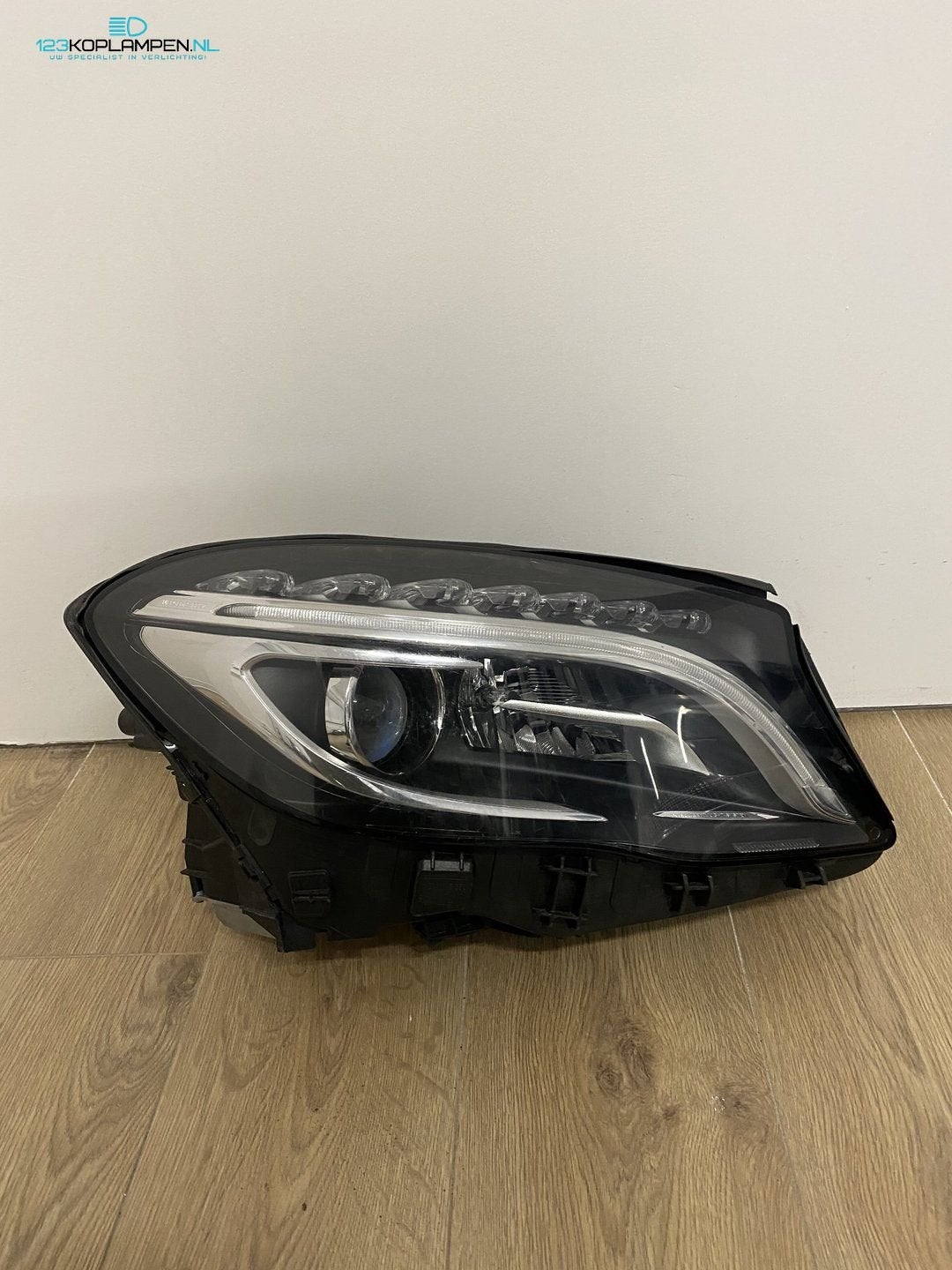 Mercedes W156 GLA Facelift Full Led koplamp rechts