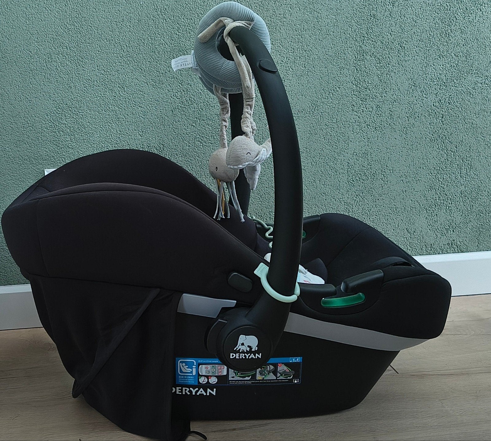 Deryan auto stoel, Autogordel, Nieuw, Ophalen, 0 t/m 10 kg