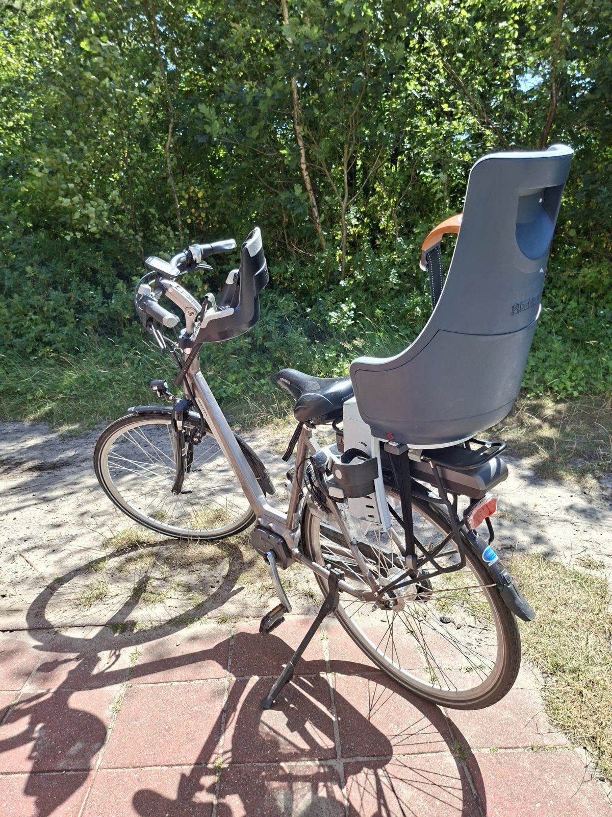 sparta elektrische fiets met kinderzitjes, Fietsen en Brommers, Fietsen | Dames | Damesfietsen, Ophalen, Sparta, Gebruikt, Velgrem
