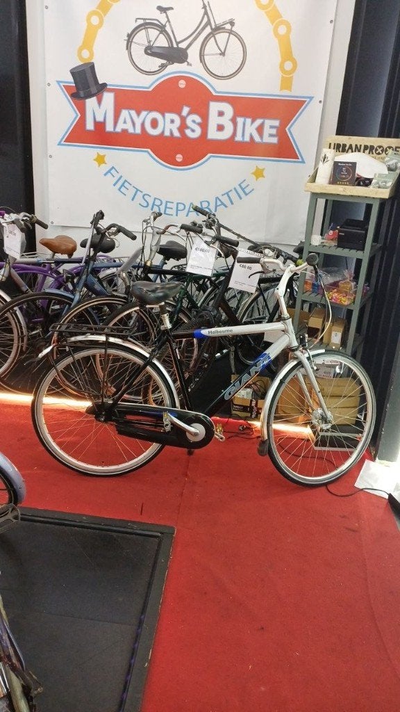 Fiets en 1 maand garantie, Ophalen, Zo goed als nieuw, Meer dan 20 versnellingen, Overige merken