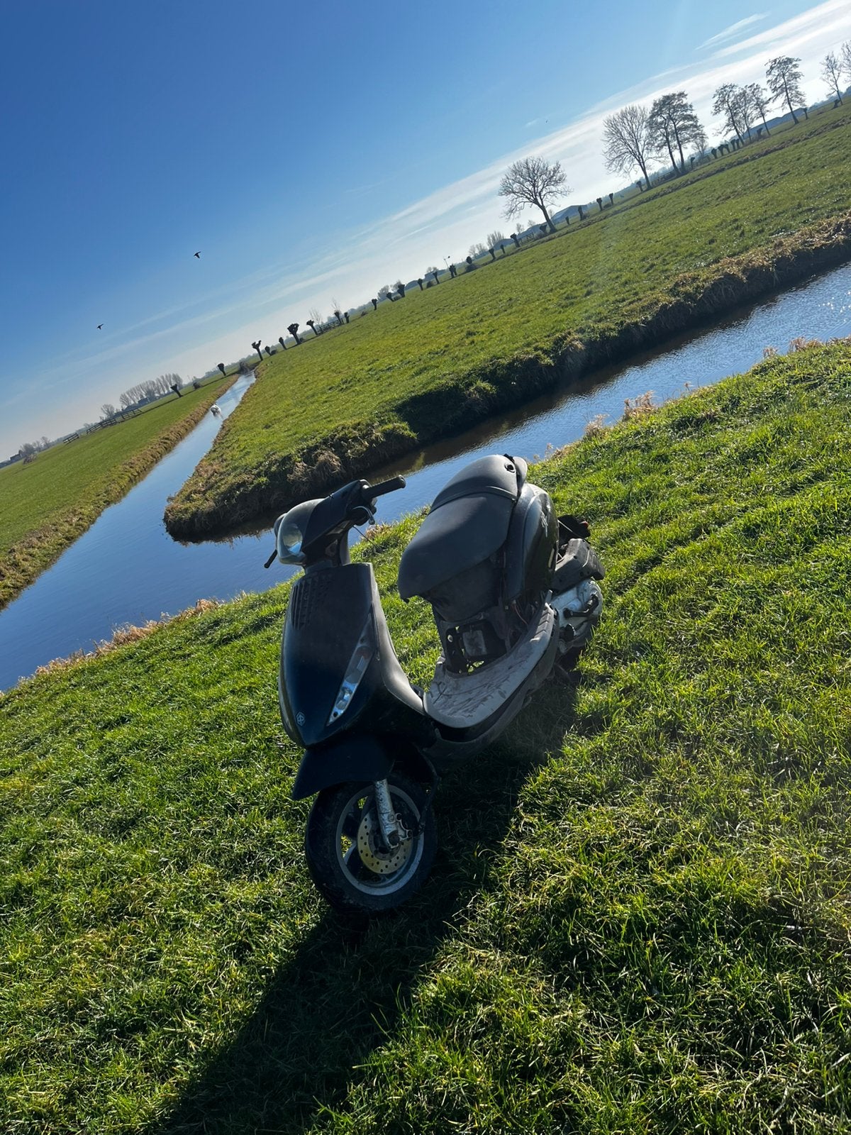 Opknapper zip 50 cc 4 takt, Fietsen en Brommers, Ophalen, Maximaal 45 km/u, Zip, Zo goed als nieuw