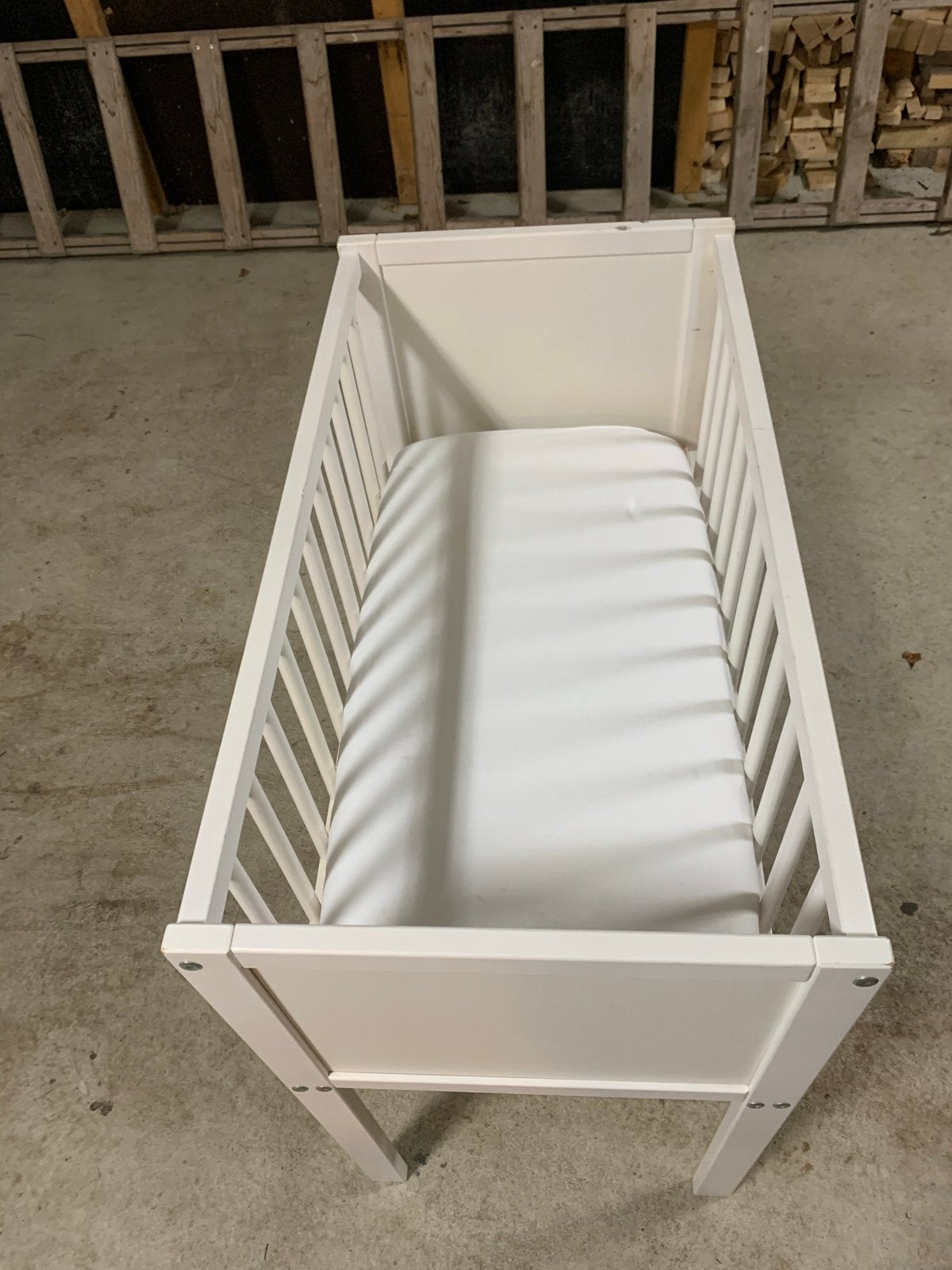 IKEA baby wiegje met matrasje - Zo goed als nieuw, Ophalen, Zo goed als nieuw, Wieg