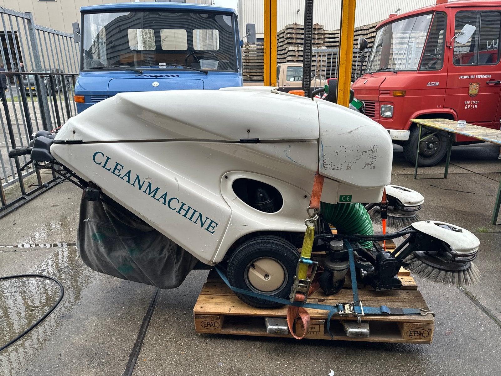 Cleanmachine 414S2D Veegmachine, Ophalen