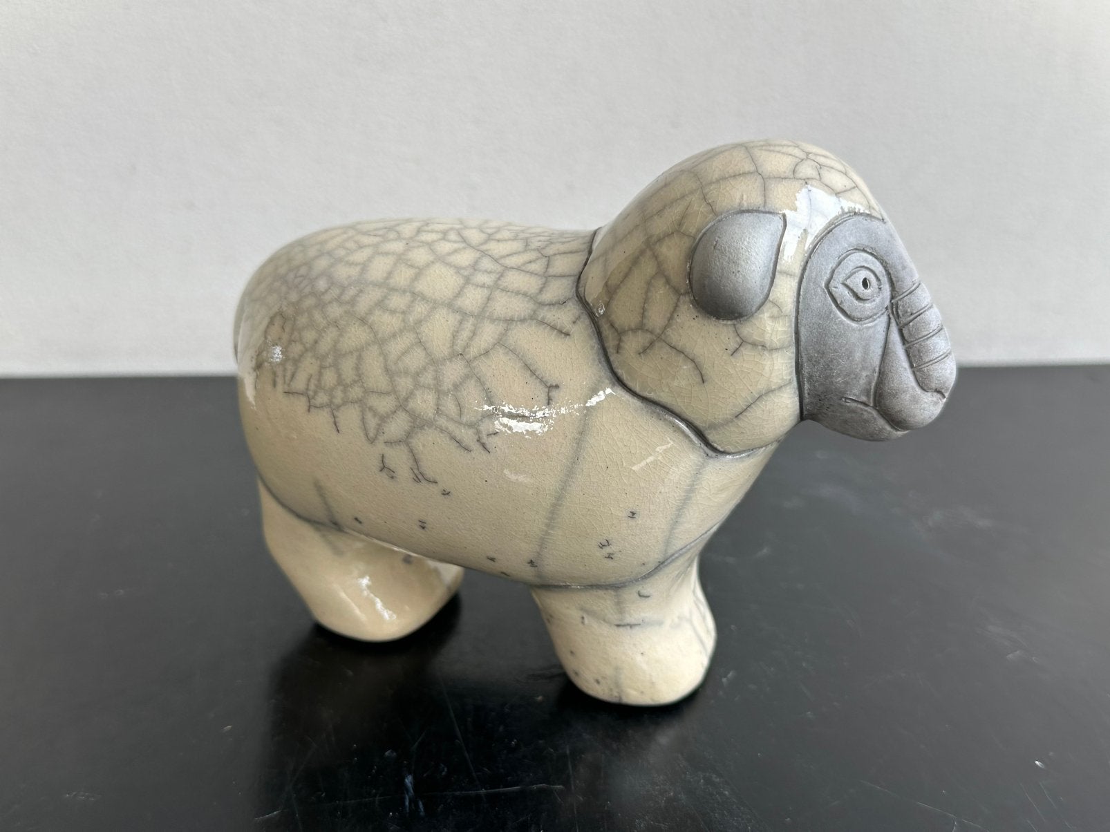 Raku aardewerk schaap beeld, Ophalen of Verzenden, Gebruikt, Dier