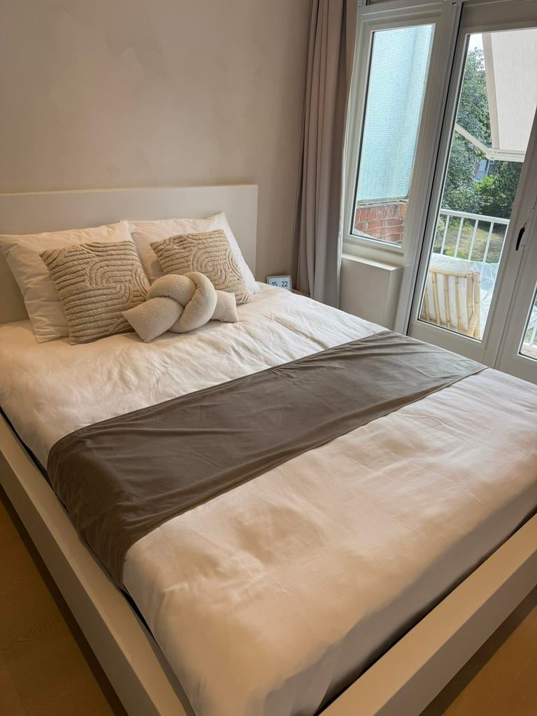 Te koop bedloper, taupe kleur., Ophalen of Verzenden, Zo goed als nieuw, Eenpersoons
