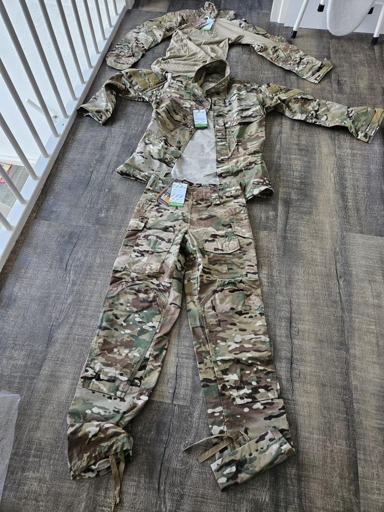 Multicam Crye Precision kleding set maat XS, Verzamelen, Ophalen, Landmacht, Nederland, Kleding of Schoenen