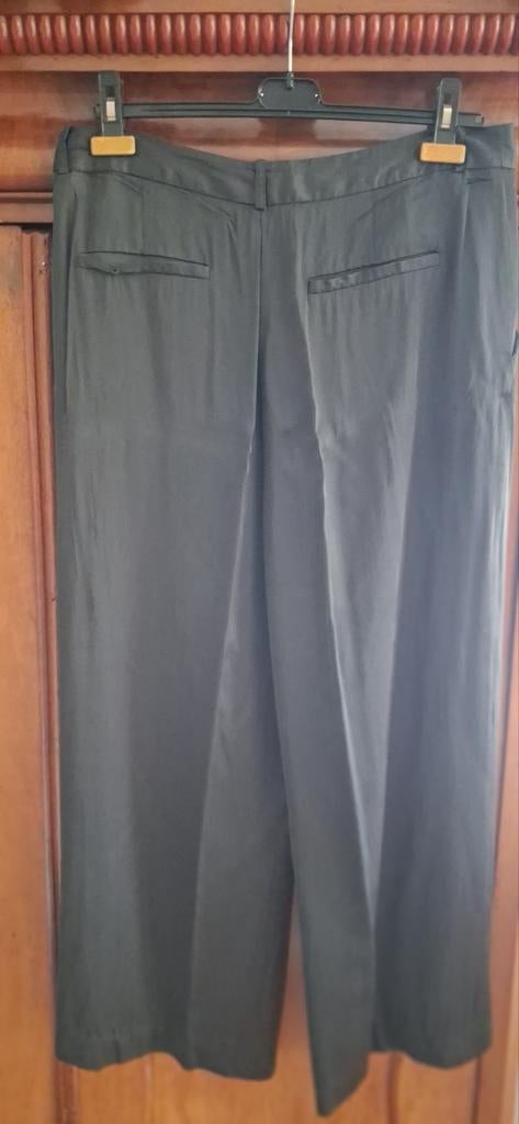 Grijs Satijnen wide leg broek, Maat 46/48 (XL) of groter, Ophalen of Verzenden, Zo goed als nieuw, Grijs