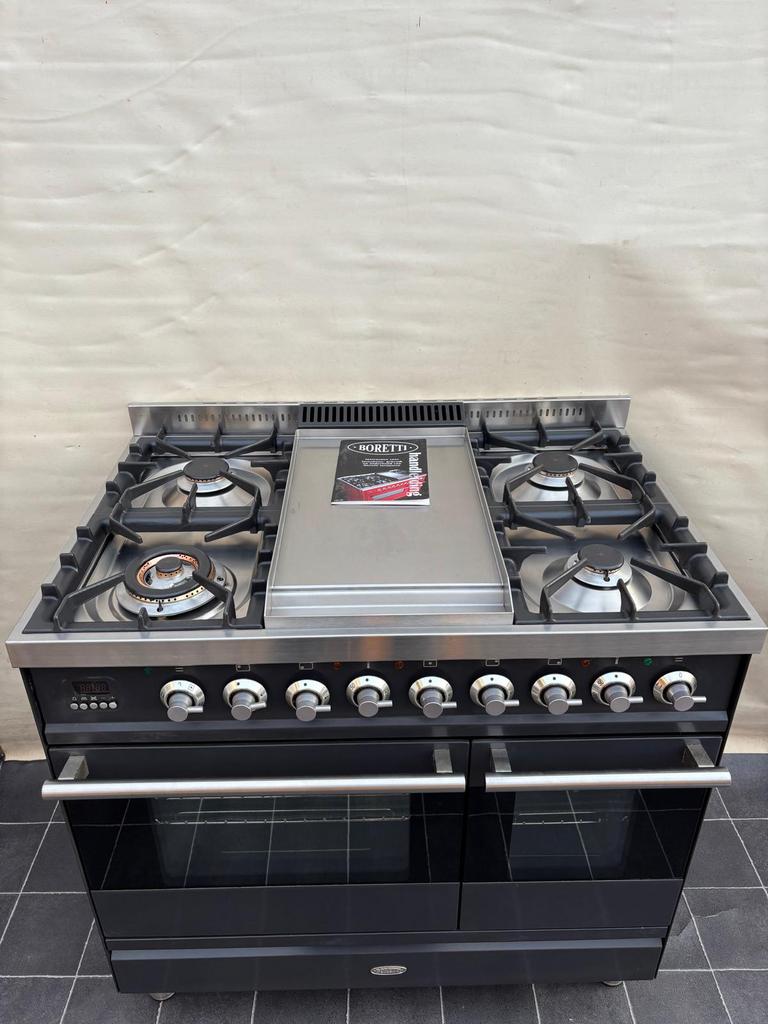 Boretti fornuis  4 branders + frytop, antraciet, Ophalen, 60 cm of meer, Grill, Zo goed als nieuw