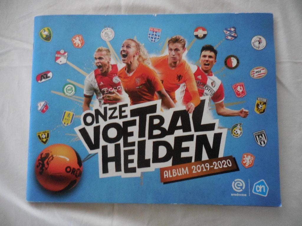 Plaatjesalbum Onze Voetbal Helden 2019-2020	Compleet, Ophalen, Gelezen, Plaatjesalbum