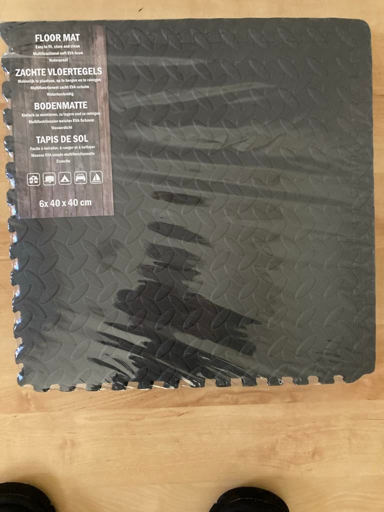 Zachte vloertegels EVA schuim 6x 40x40cm - Zwart, Minder dan 50 cm, Zwart, Vierkant, Nieuw