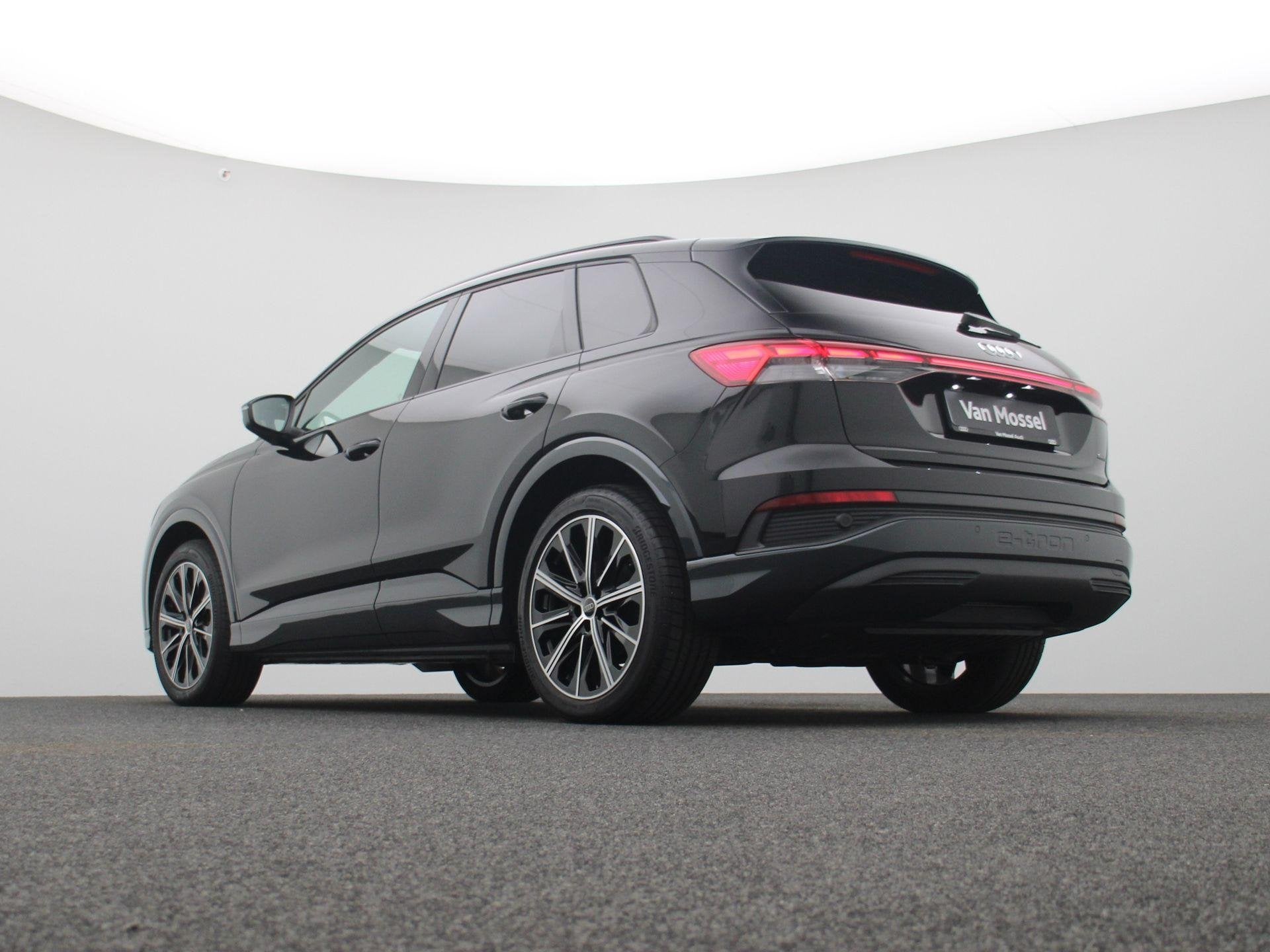 Audi Q4 e-tron 50 quattro Advanced edition 77 kWh 299 PK | N, Automaat, 12 maanden, Zwart, Zwart