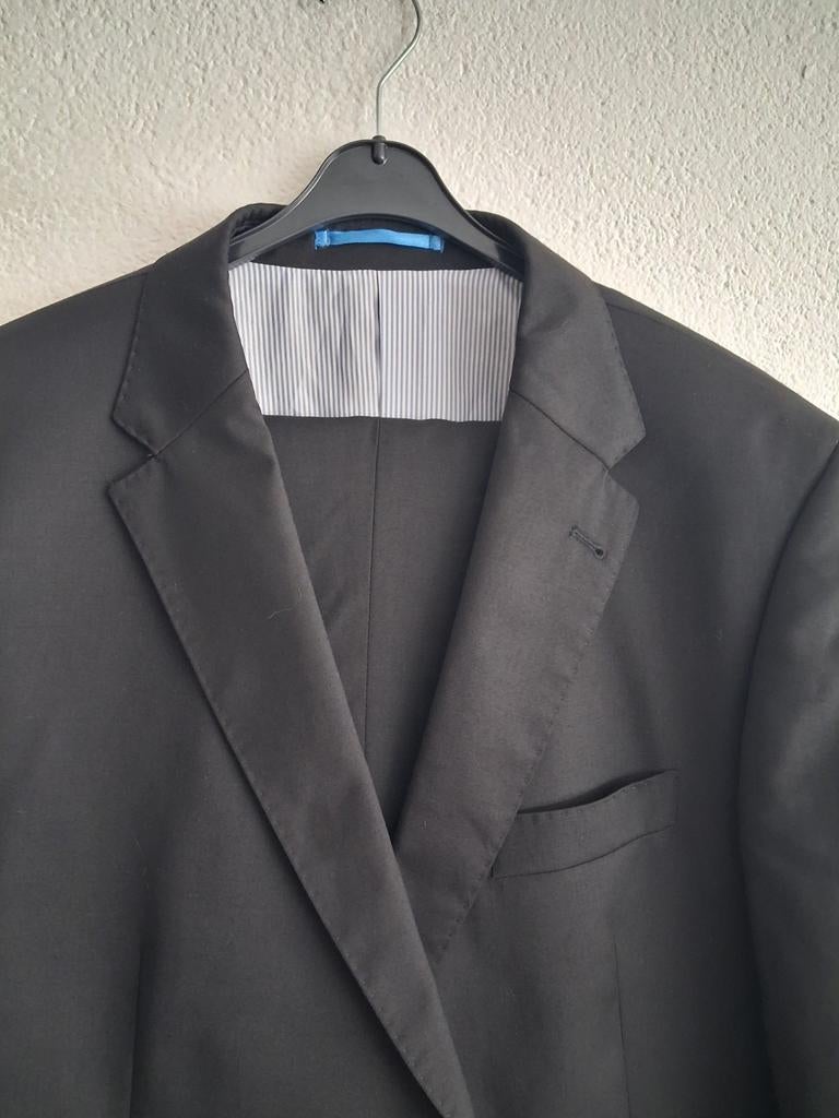 Zwart pak van Van Kollem Maat 28, Kleding | Heren, Kostuums en Colberts, Ophalen of Verzenden