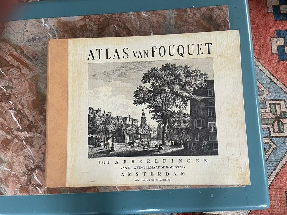 Zeldzame Atlas van Fouquet: Historische Stadsgezichten Amste, Overige atlassen, Voor 1800, Ophalen of Verzenden, Zo goed als nieuw