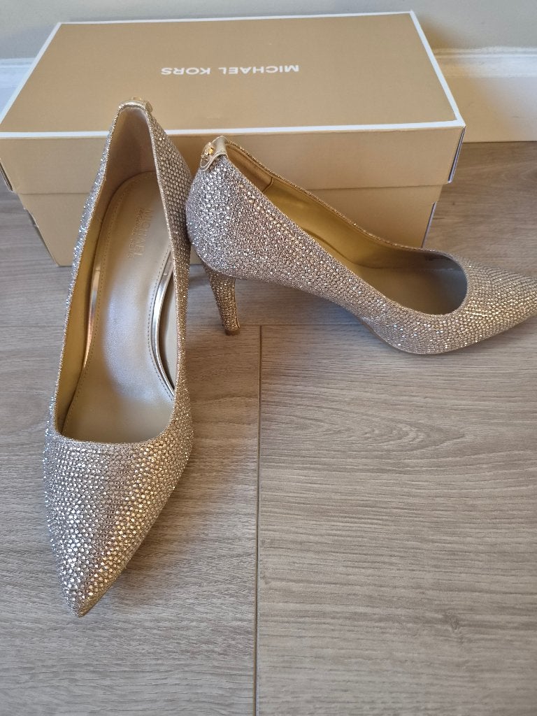 Michael Kors gouden pump, Kleding | Dames, Pumps, Ophalen of Verzenden, Zo goed als nieuw, Overige kleuren