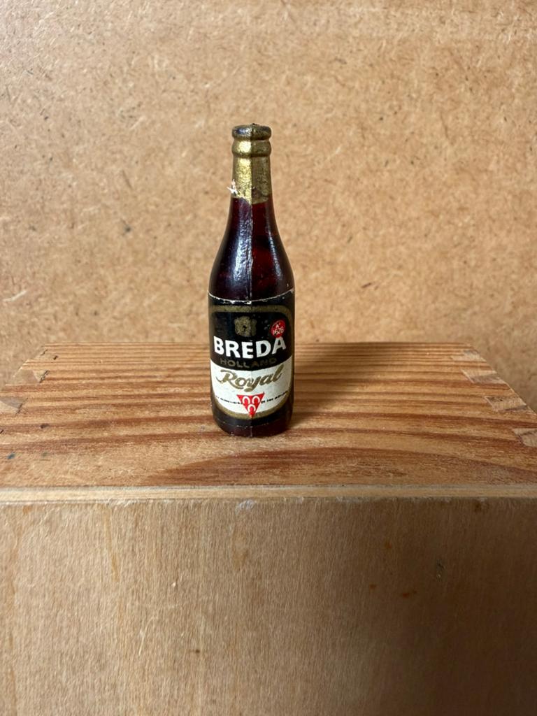 Fles drank - 5cm - barbie pop, Verzamelen, Poppenhuizen en Toebehoren, Ophalen of Verzenden, Zo goed als nieuw, Poppenhuis