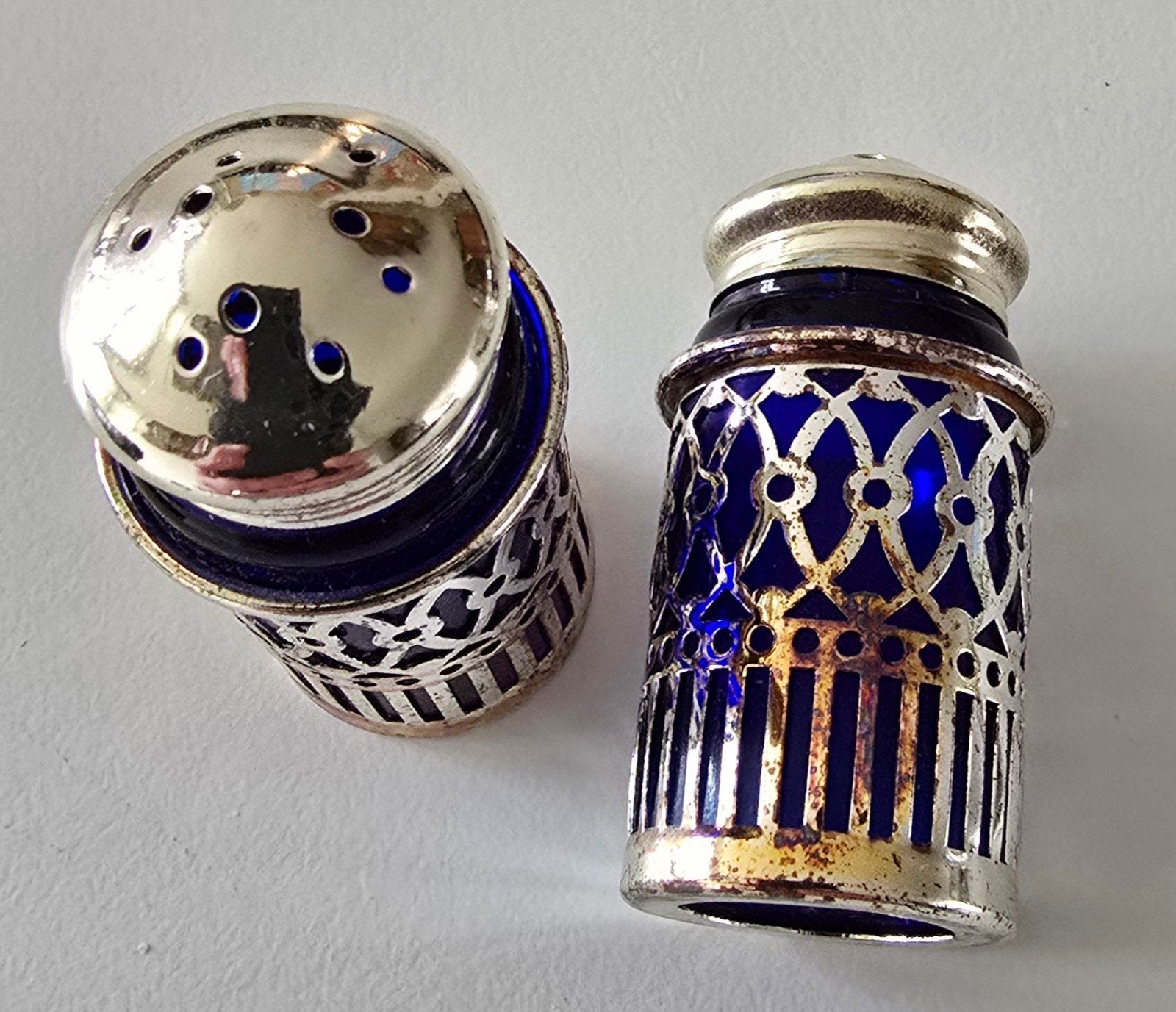 Vintage Peper- en Zoutstel van Blauw Glas met Metaal, Ophalen of Verzenden