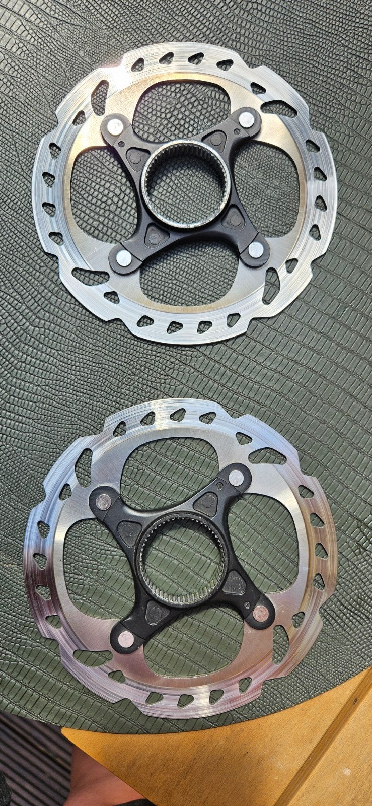 Shimano schijfremmen 140mm, gebruikt (2000km), Fietsen en Brommers, Fietsonderdelen, Remmen, Ophalen of Verzenden, Zo goed als nieuw