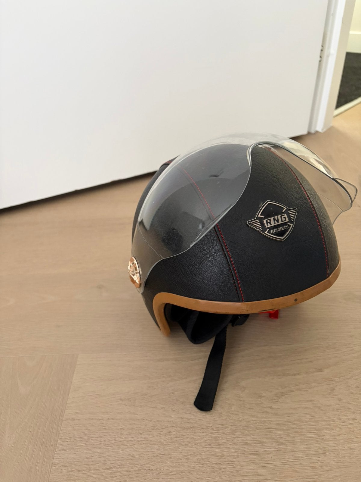 RNG Scooter-/Brommerhelm – Maat M, Fietsen en Brommers, Brommerhelmen, Ophalen of Verzenden, Zo goed als nieuw, Extra large of groter