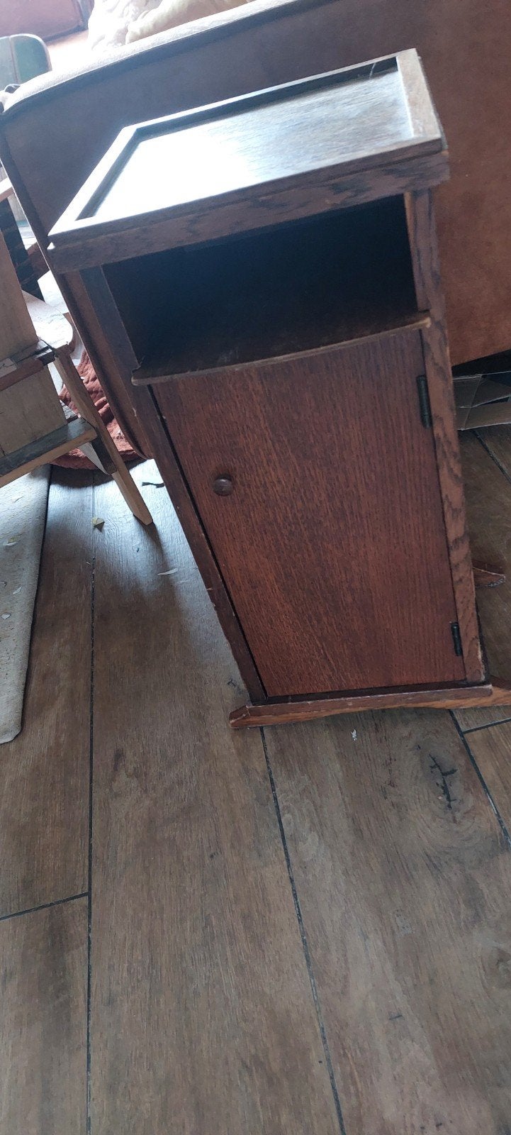 Vintage houten nachtkastje/bijzettafel, Ophalen