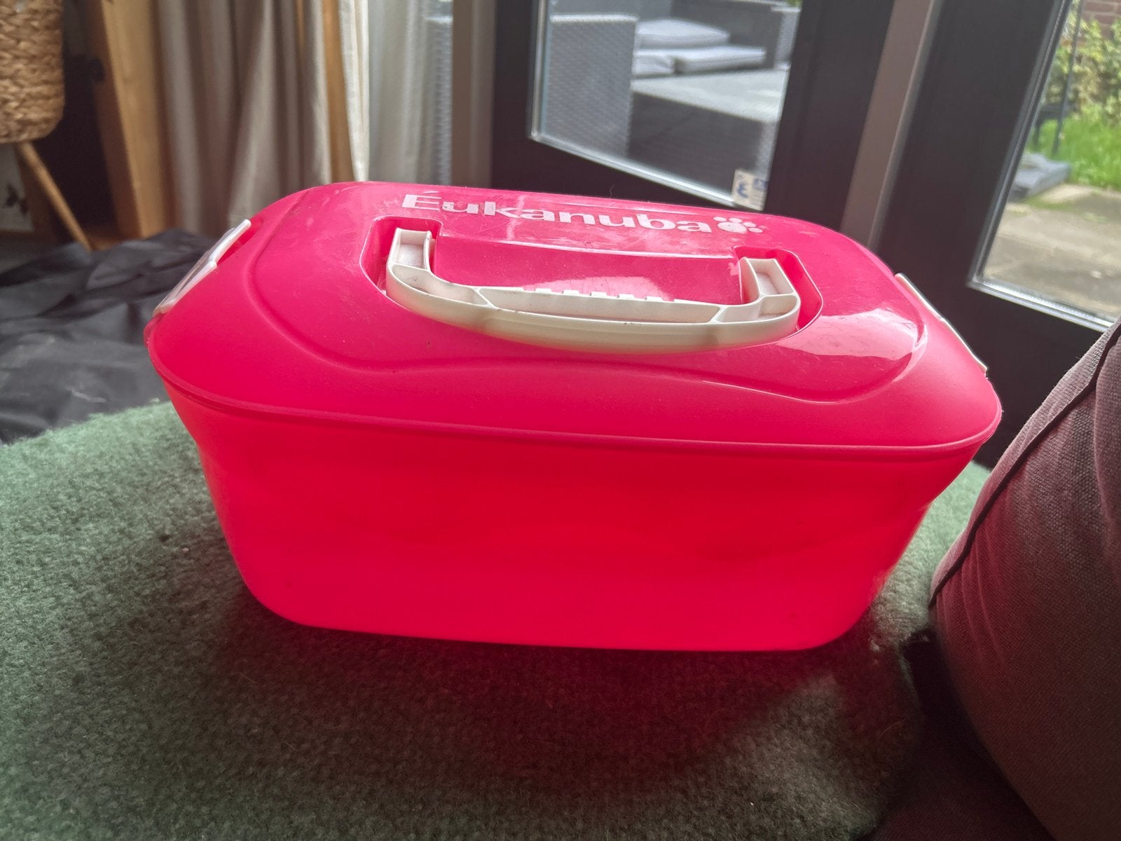 Eukanuba - paardenpoetsbox, Ophalen of Verzenden