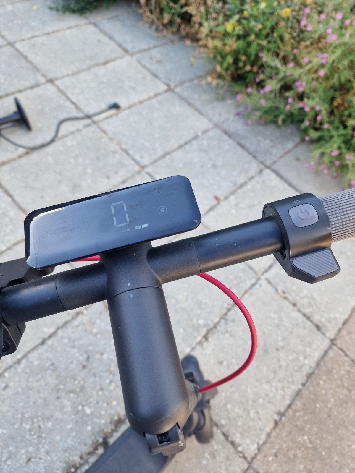 Elektrische step (E-scooter) - Navee v25i pro, Fietsen en Brommers, Steps, Ophalen of Verzenden, Gebruikt, Elektrische step (E-scooter)