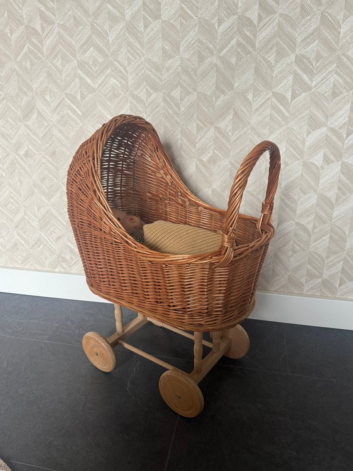 Kinderwagen met pop, Ophalen of Verzenden, Zo goed als nieuw, Babypop