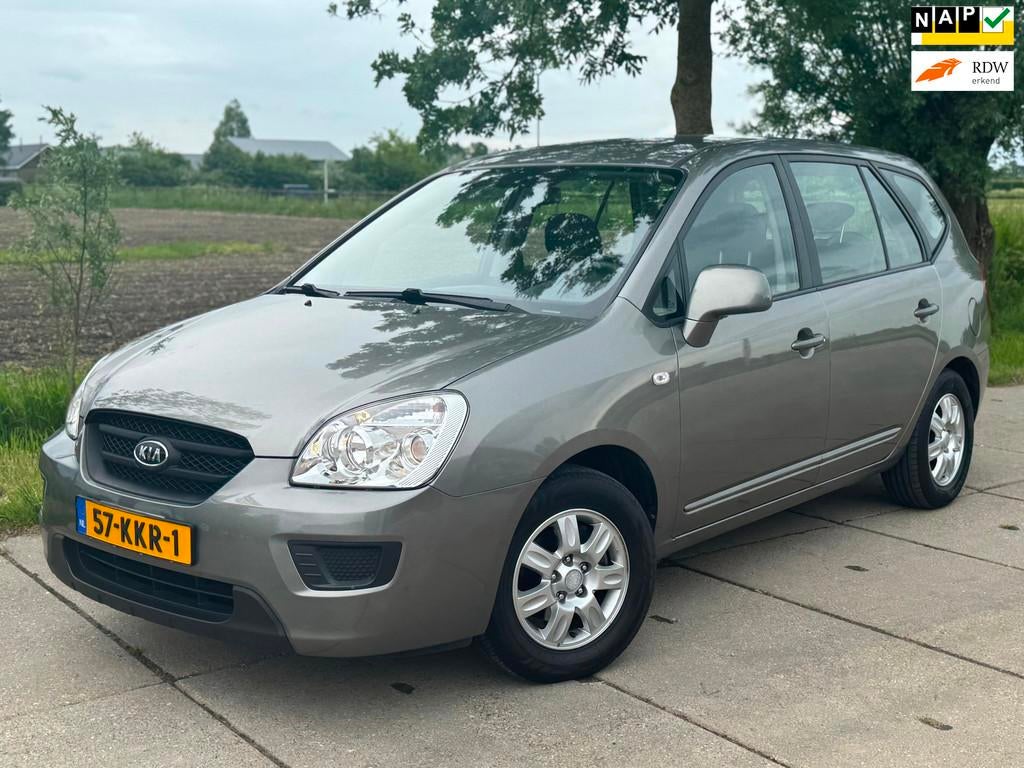 Kia Carens 2.0 CVVT X-tra 2010 144PK AIRCO|CV|TOPSTAAT|DEALE, Auto's, Kia, Voorwielaandrijving, 1998 cc, Stof, Gebruikt