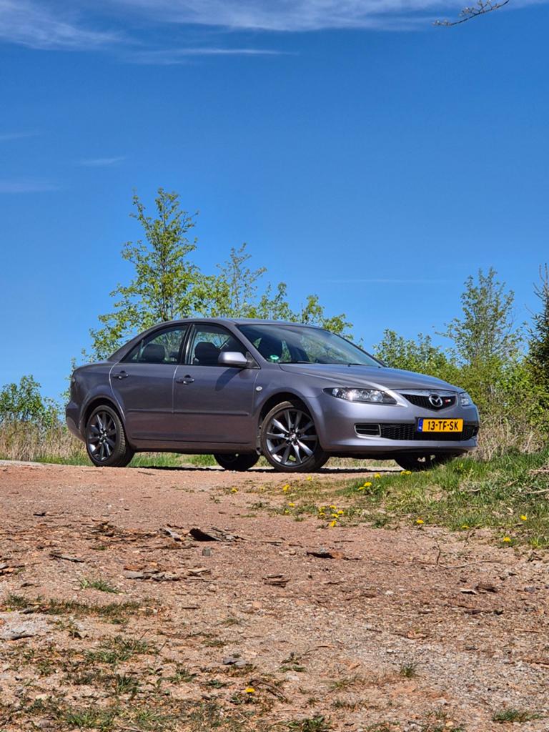 Mazda 6 2.0 SVT  147pk Sedan AUT 2006 Grijs, Auto's, Mazda, 1330 kg, Zwart, 4 cilinders, Origineel Nederlands