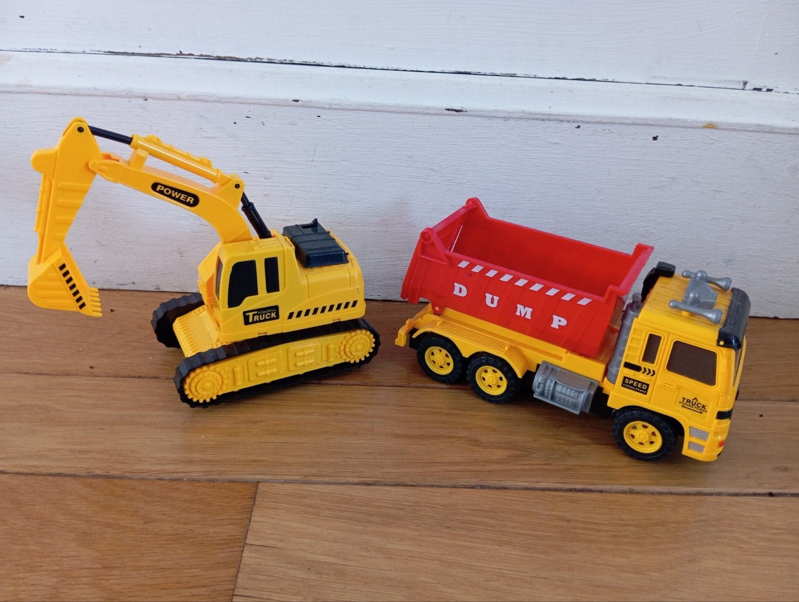 Toi Toys Kiepwagen & Graafmachine Set - Robuust Speelgoed, Ophalen of Verzenden