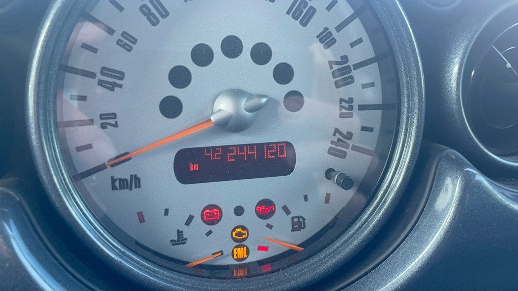 Mini Mini 1.6 Cooper Pepper, Voorwielaandrijving, 15 km/l, Gebruikt, 4 cilinders