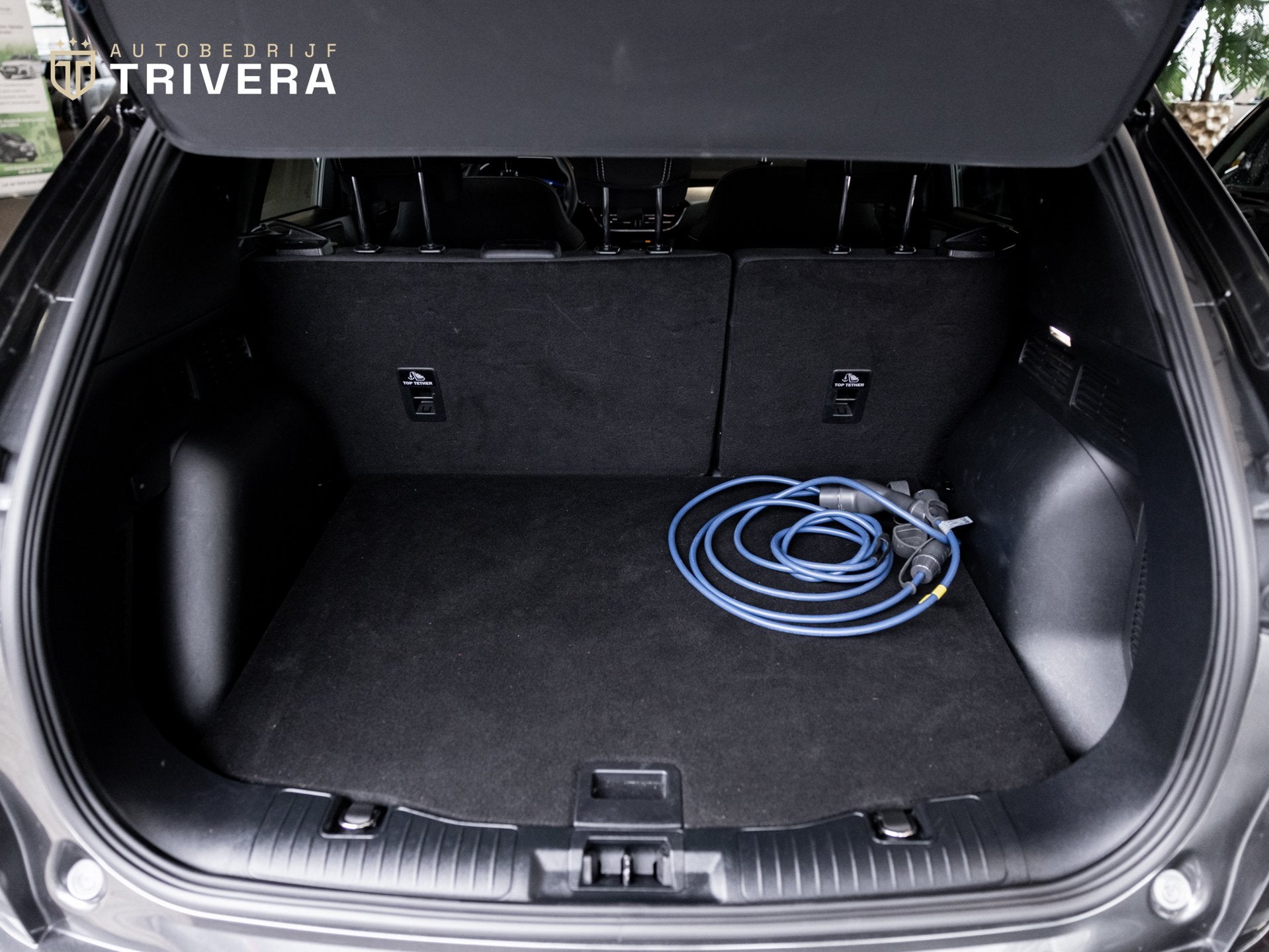 Foto 14 van Ford Kuga 2.5 PHEV Titanium l SoH 96% l CAM 360° l CARPLAY