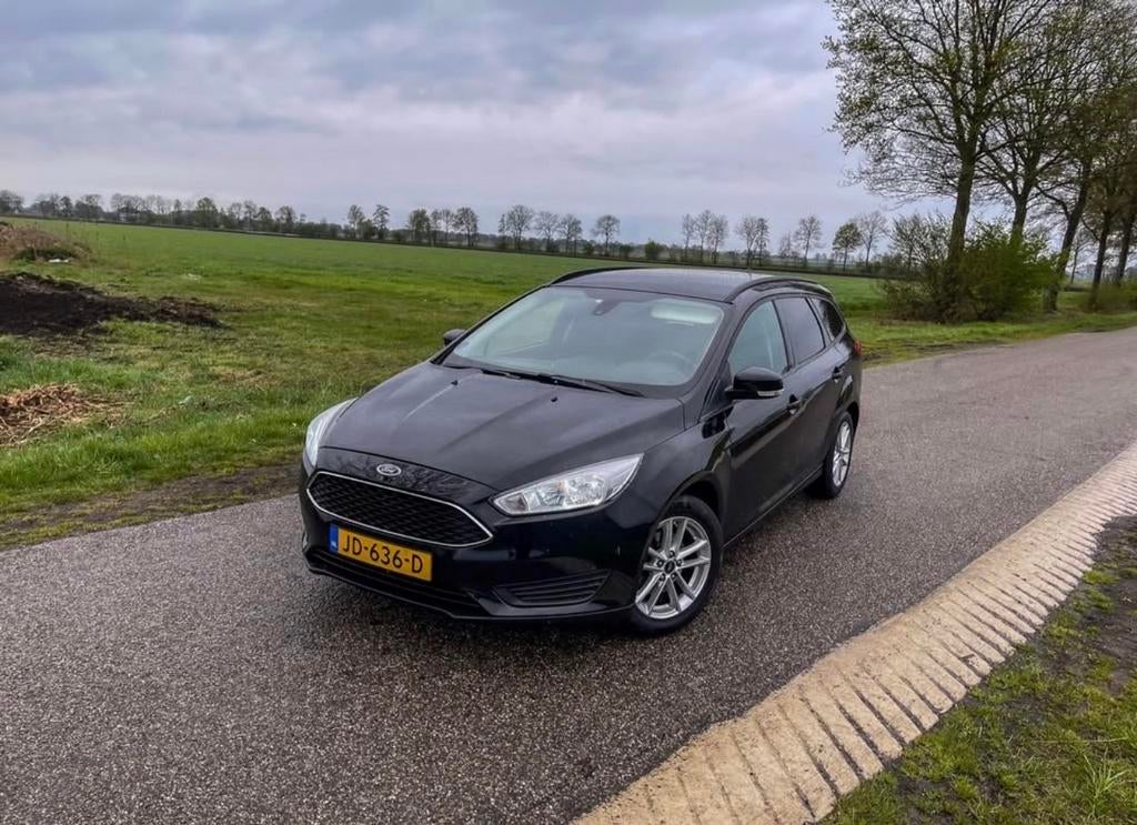 Ford Focus 1.0 Ecoboost Nieuwe motor en turbo !, Stof, 100 pk, Zwart, Origineel Nederlands