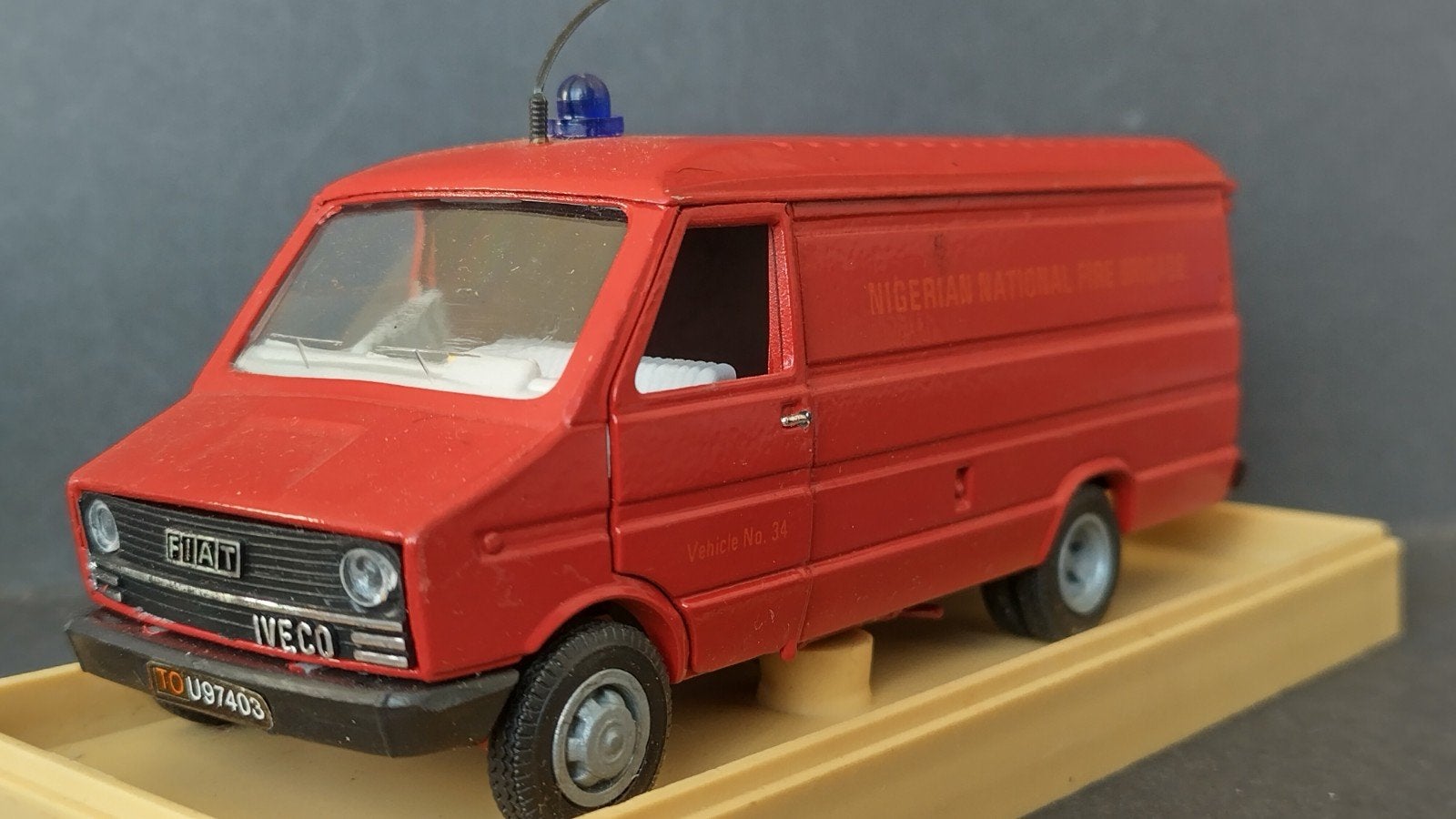 Iveco Daily American National Fire 1:43 Old Cars Pol, Overige merken, Auto, Verzenden, .